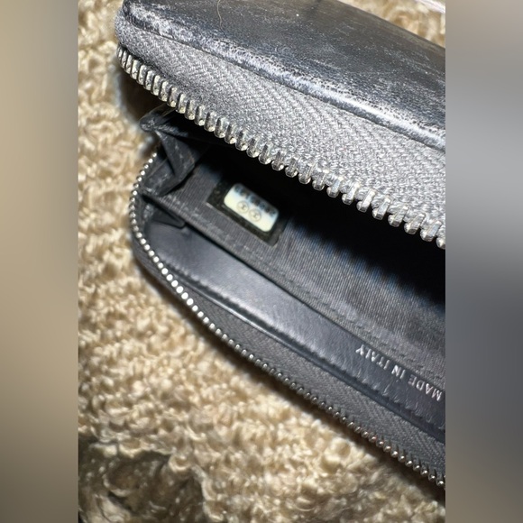 Chanel Lambskin Wallet Pre-loved - Picture 8 of 9